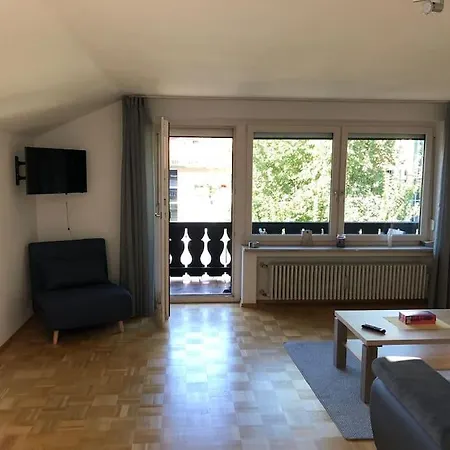 Central With The View Of The Zugspitze Apartment
